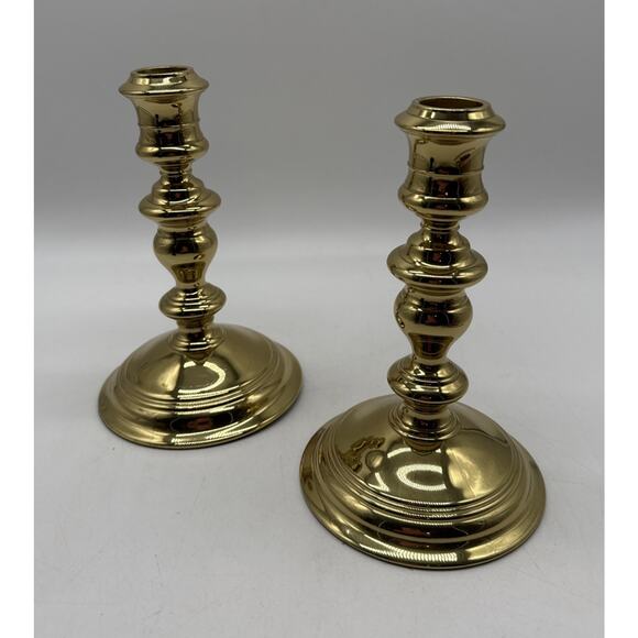 Virginia Metalcrafters Solid Brass Williamsburg Colonial 7” Candle holders Read